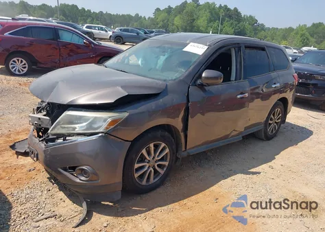 2015 Nissan Pathfinder S z USA, uszkodzony, nr VIN 5N1AR2MM0FC618294